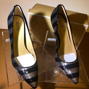 Ladies dressy evening pumps